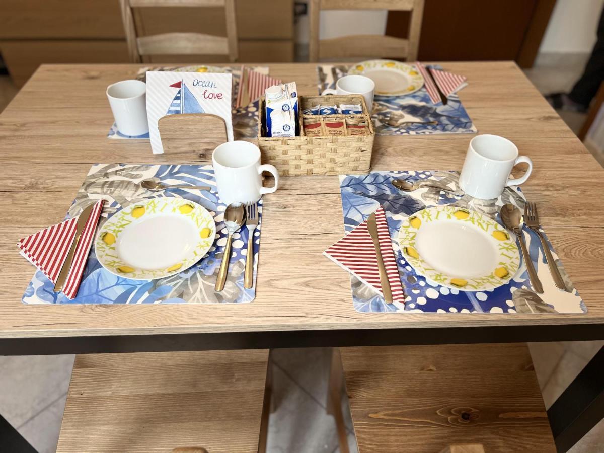 Bed And Breakfast Mare Blu Civitavecchia Exteriör bild