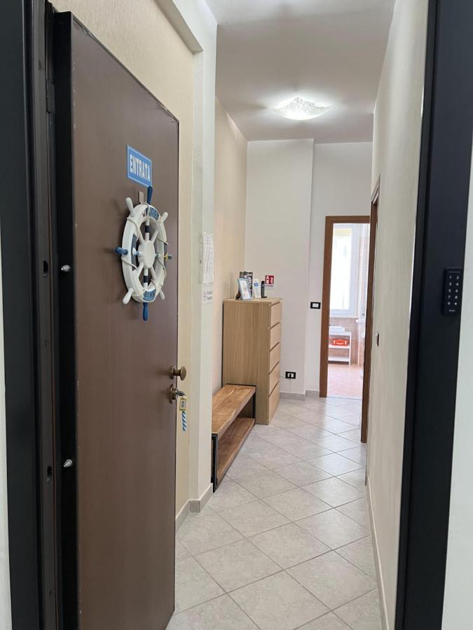 Bed And Breakfast Mare Blu Civitavecchia Exteriör bild