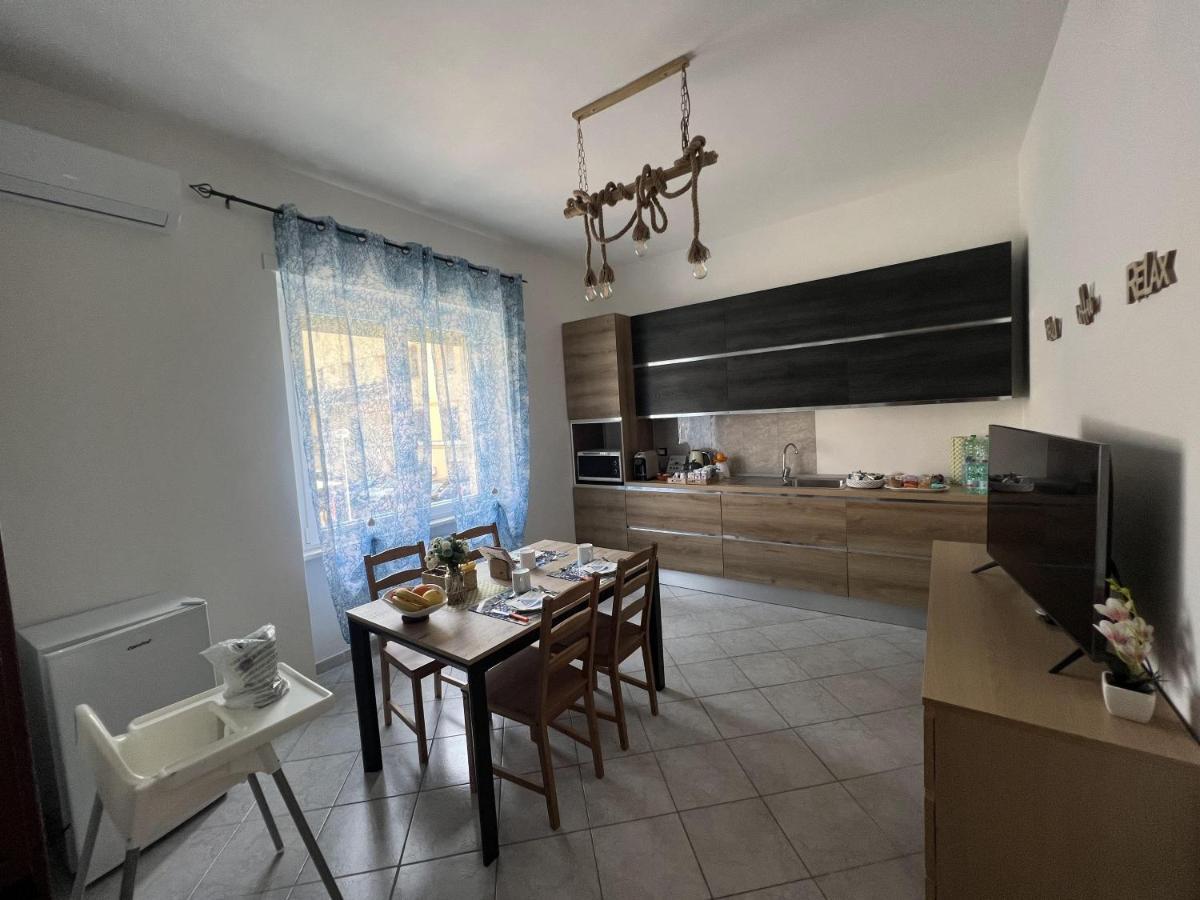 Bed And Breakfast Mare Blu Civitavecchia Exteriör bild
